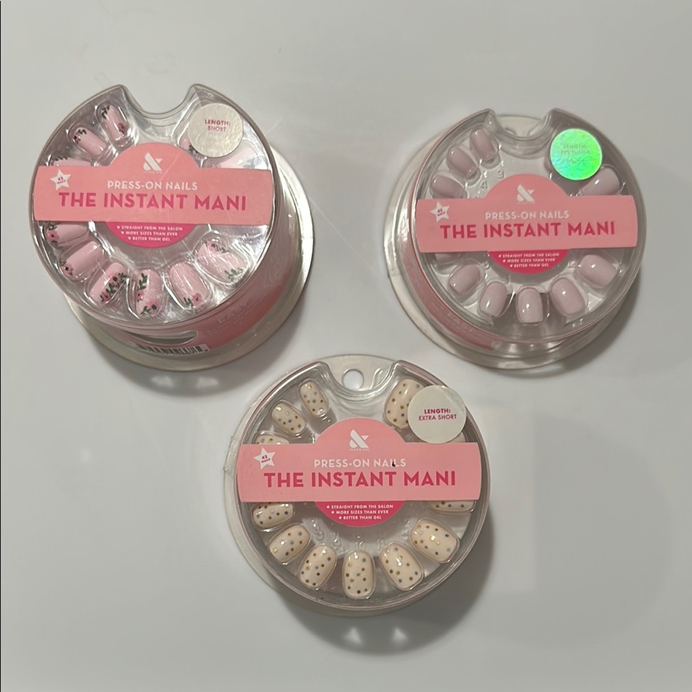 Press-On Nails - Pink and Cream Set (Olive & June)